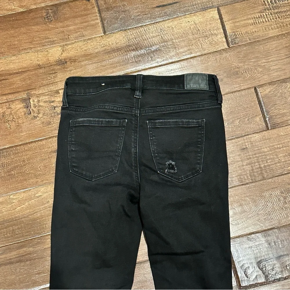 American Eagle Outfitters Next Level Stretch Distressed Black Jegging size 0 - Picture 6 of 6